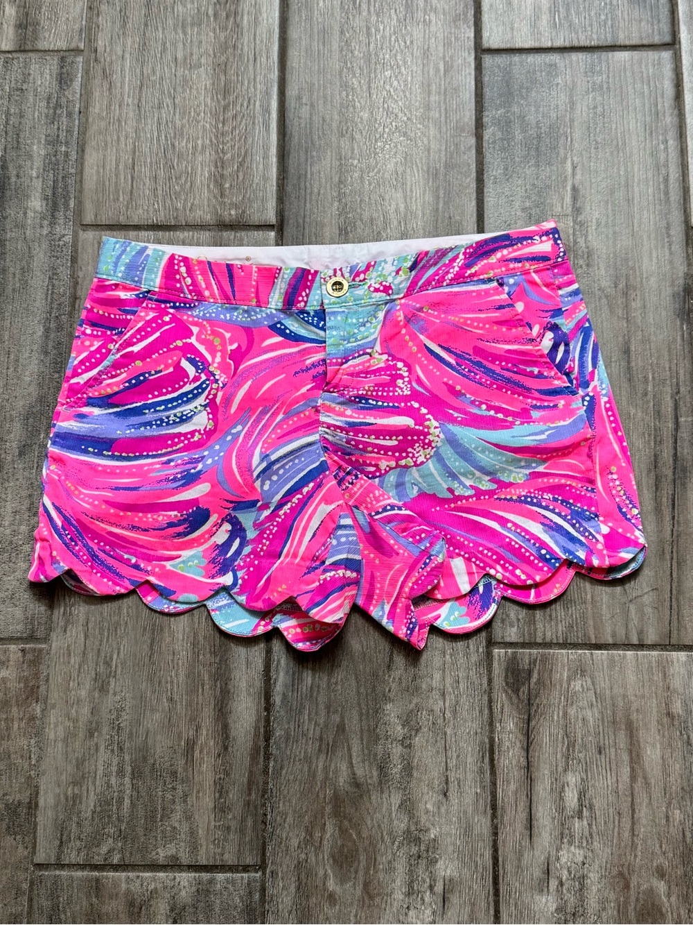 Lilly Pulitzer Buttercup Pink Multi Scallop Shorts